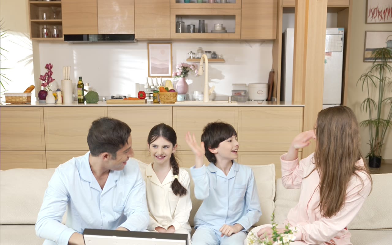 Still from Nori — Family Social Film